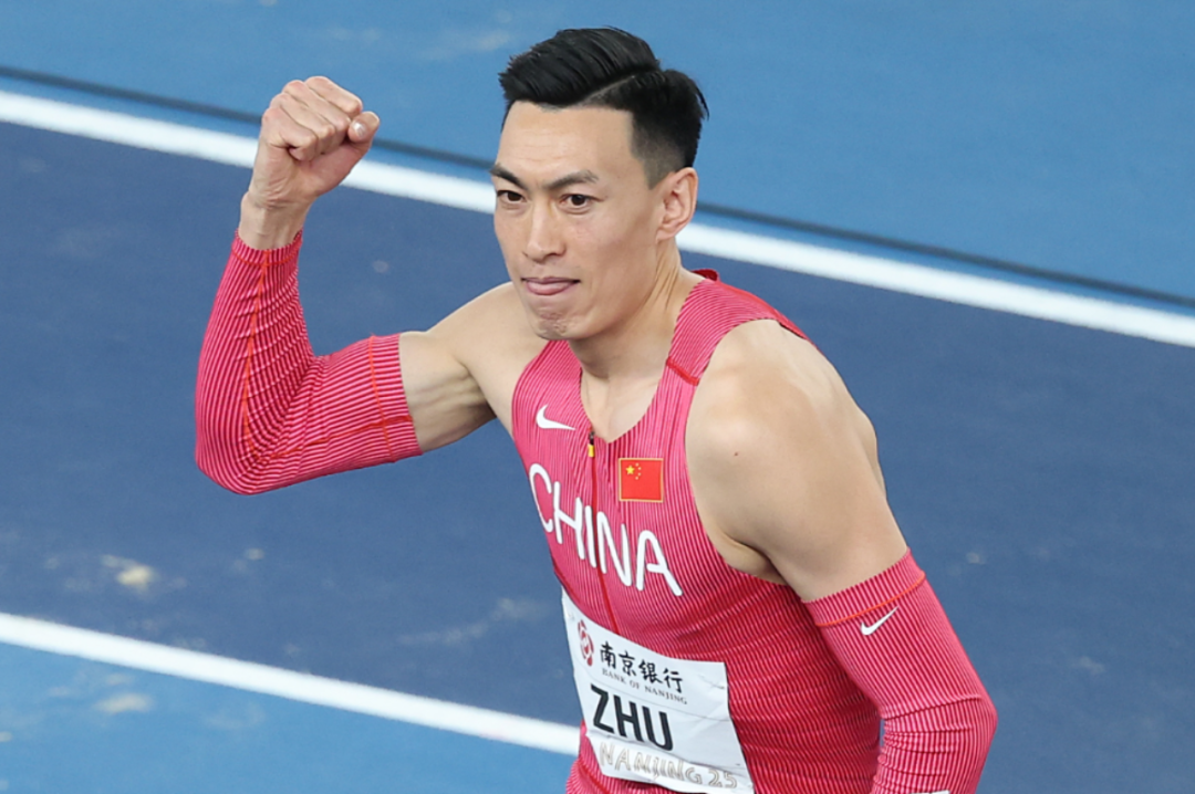 朱亚明在试跳后庆祝